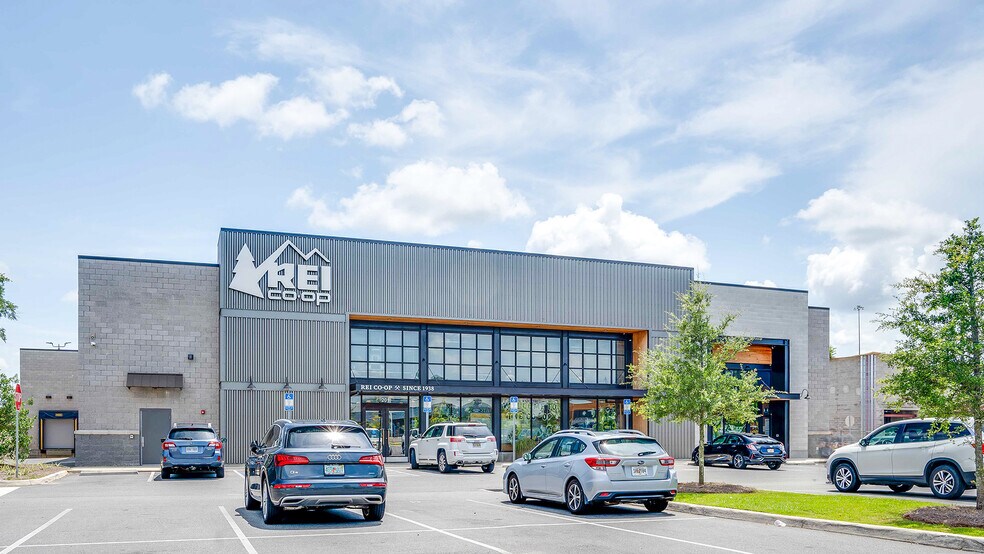 More Photos Of 1415-1 Timberlane Rd, Tallahassee Unknown For Lease