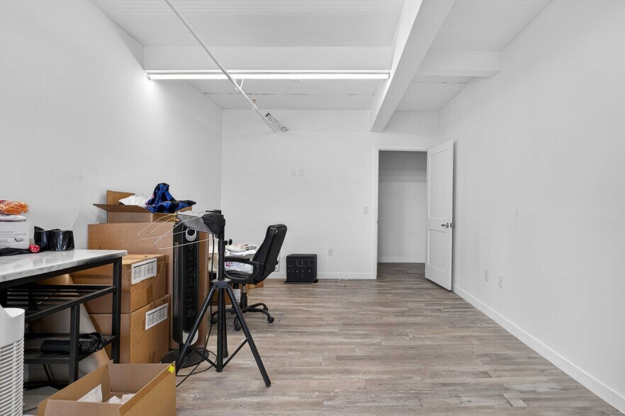 More Photos Of 1767 Standard Ave, Glendale Office For Lease