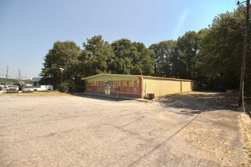 More Photos Of 6474 Ga-85 Hwy, Riverdale Freestanding For Sale