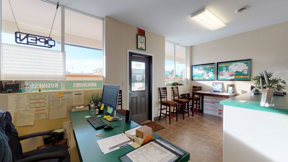 More Photos Of 8390 W Gage Blvd, Kennewick Office For Lease