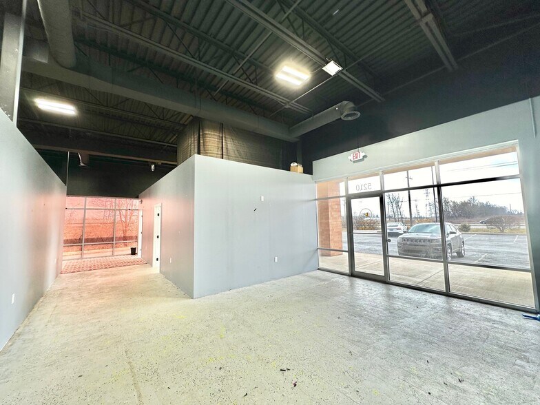 More Photos Of 5168-5198 E 81st Ave, Merrillville Unknown For Lease