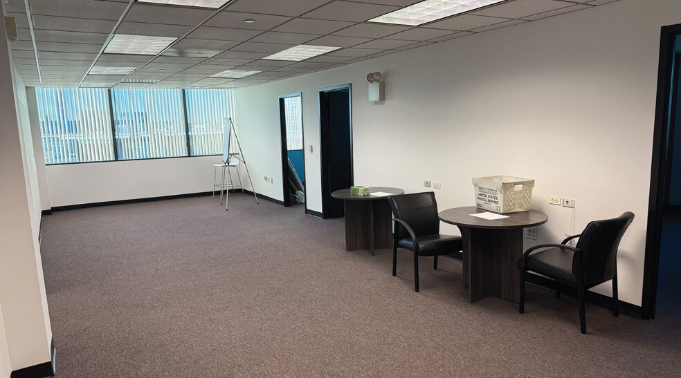 More Photos Of 30-56 Whitestone Expy, Flushing Office For Lease