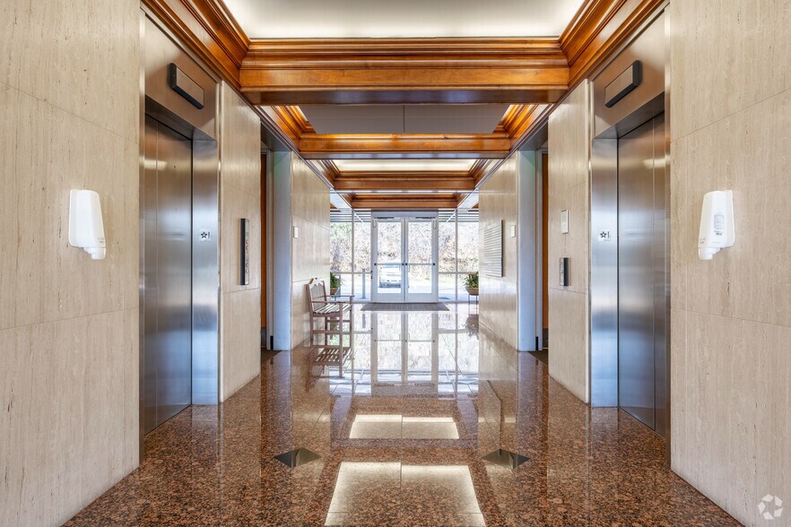 More Photos Of 3508 Far West Blvd, Austin Office For Lease