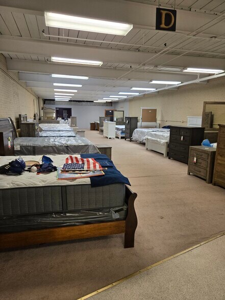 More Photos Of 230 Factory St, Watertown Warehouse For Sale
