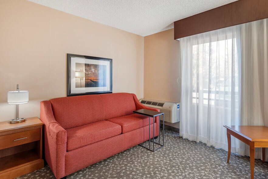 More Photos Of , Oak Harbor Hospitality For Sale
