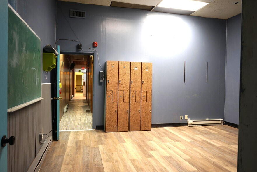 More Photos Of 2810-2812 N Broad St, Philadelphia Office Residential For Sale