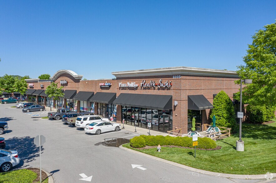 More Photos Of 600B Frazier Dr, Franklin General Retail For Lease