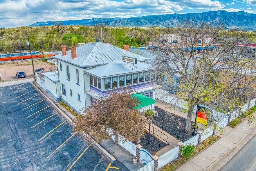 Primary Photo Of 512 Royal Gorge Blvd, Canon City Restaurant For Sale