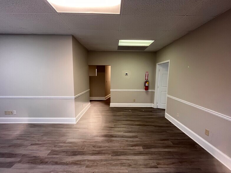 More Photos Of 685 Thornton Way, Lithia Springs Unknown For Lease