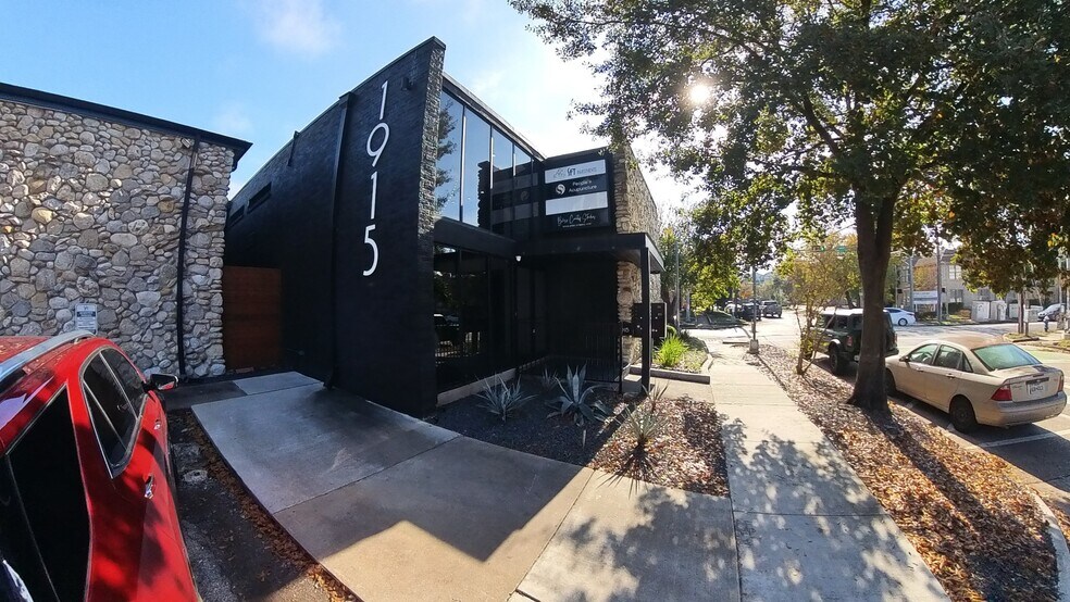 Primary Photo Of 1915 Commonwealth St, Houston Office For Lease