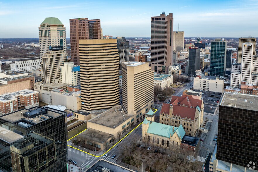 More Photos Of 75 E State St, Columbus Hotel For Sale