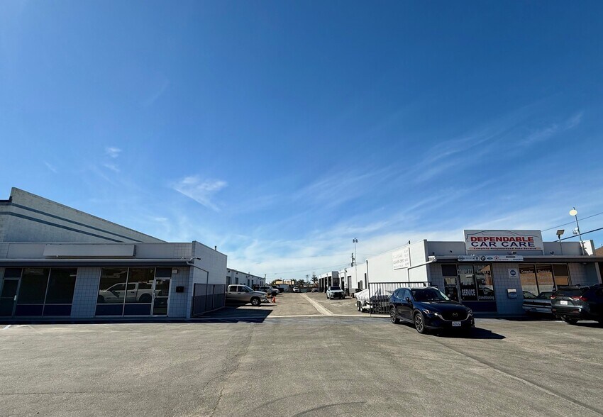 More Photos Of 1551-1575 Los Angeles Ave, Ventura Industrial For Sale