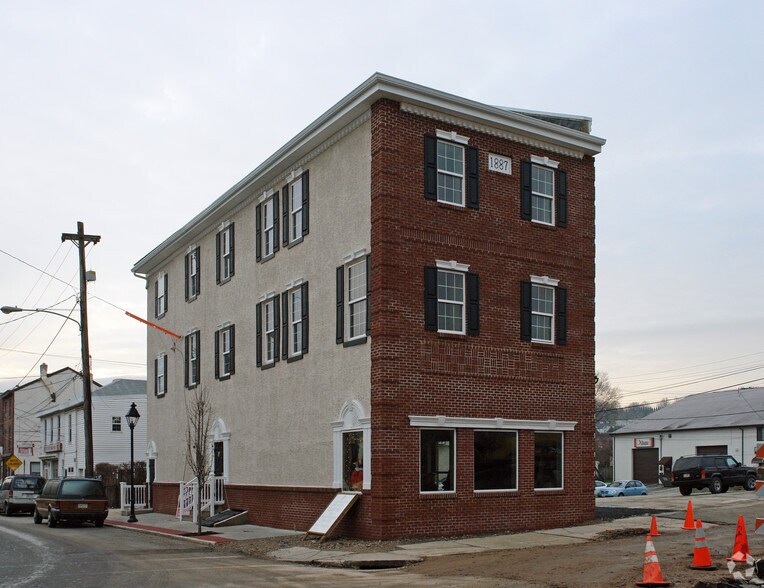 Primary Photo Of 201 Dekalb St, Bridgeport Freestanding For Lease