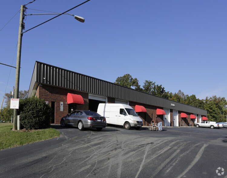 More Photos Of 3405 Carolina Ave, Charlotte Warehouse For Lease
