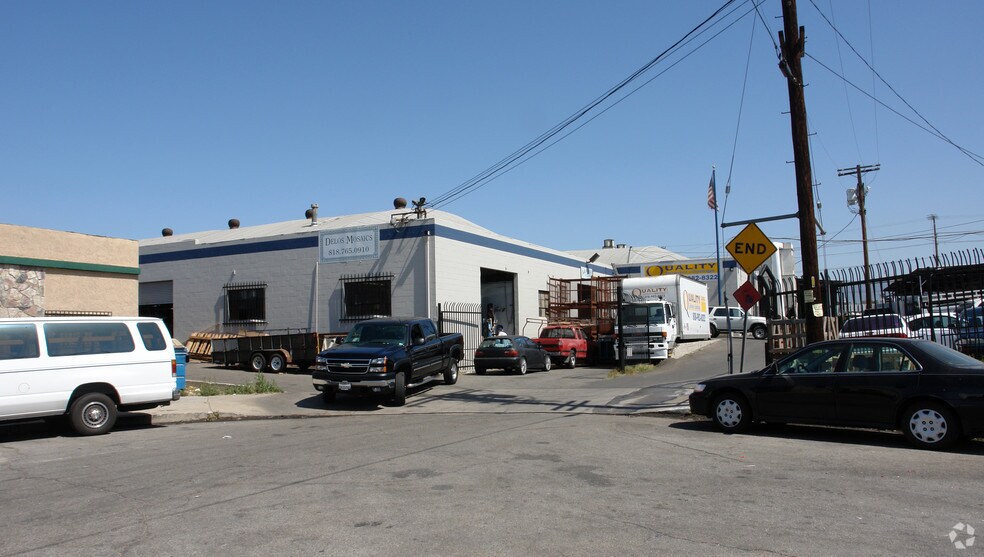 More Photos Of 7373 Atoll Ave, North Hollywood Manufacturing For Lease