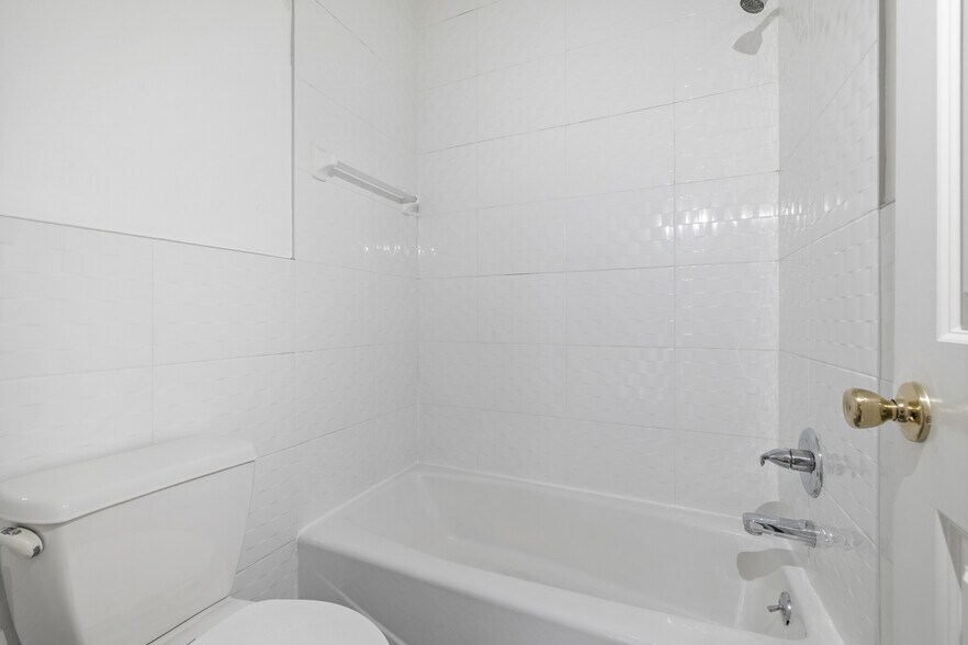 More Photos Of 342 Blauvelt Rd, Monsey Apartments For Sale