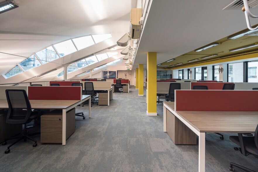 More Photos Of 91-94 Saffron Hl, London Office For Lease