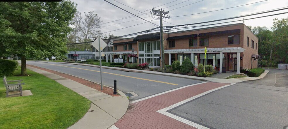 More Photos Of 142 Old Ridgefield Rd, Wilton Storefront For Lease