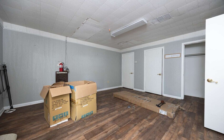 More Photos Of 7601 133rd Rd, Live Oak Assisted Living For Sale