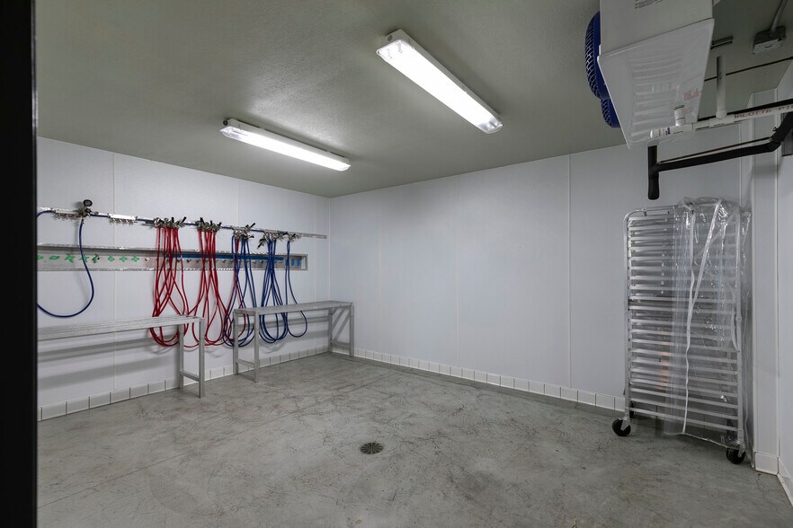 More Photos Of 125 & 139 Hannon Ln, Darby Restaurant For Sale