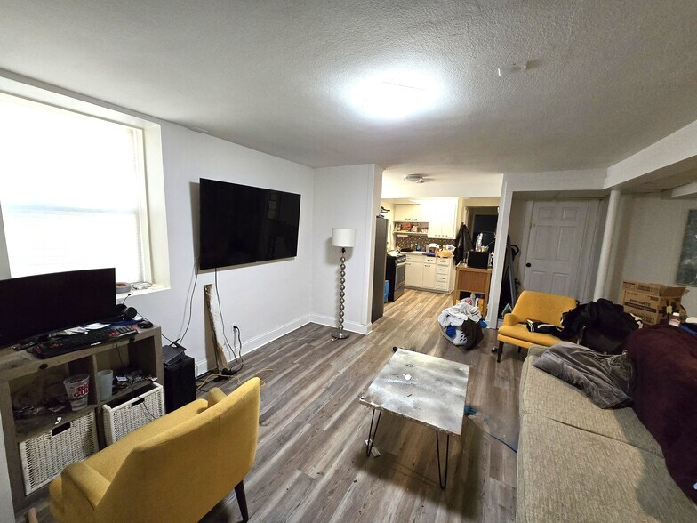 More Photos Of 2409 S Lyndale Ave, Minneapolis Multifamily For Sale