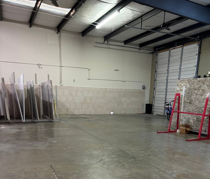 More Photos Of 10913 Office Park Dr, Charlotte Unknown For Lease