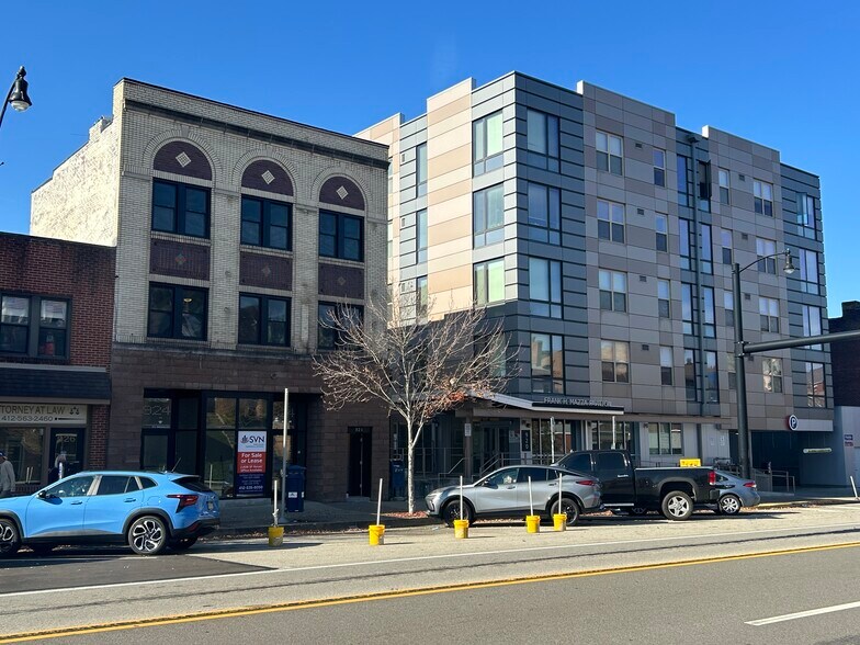 More Photos Of 924 Brookline Blvd, Pittsburgh Storefront Retail Residential For Lease