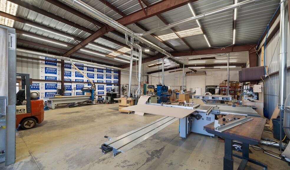 More Photos Of 1935 E Joy Ranch Rd, Phoenix Specialty For Sale