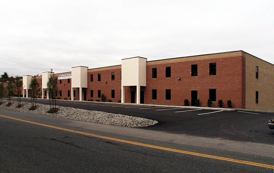 More Photos Of 370 Libbey Industrial Pky, Weymouth Manufacturing For Lease