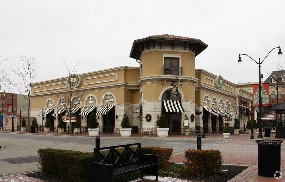 More Photos Of 24149-25389 Cedar Rd, Lyndhurst Unknown For Lease