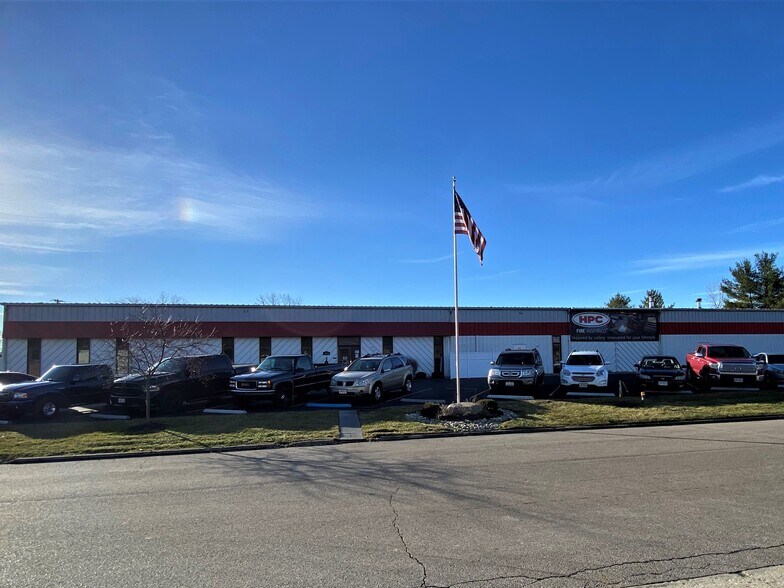 More Photos Of 3050 Plainfield Rd, Dayton Warehouse For Sale