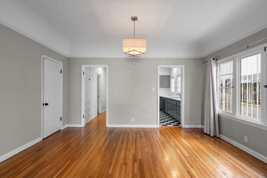 More Photos Of 327 N Ogden Dr, Los Angeles Apartments For Sale