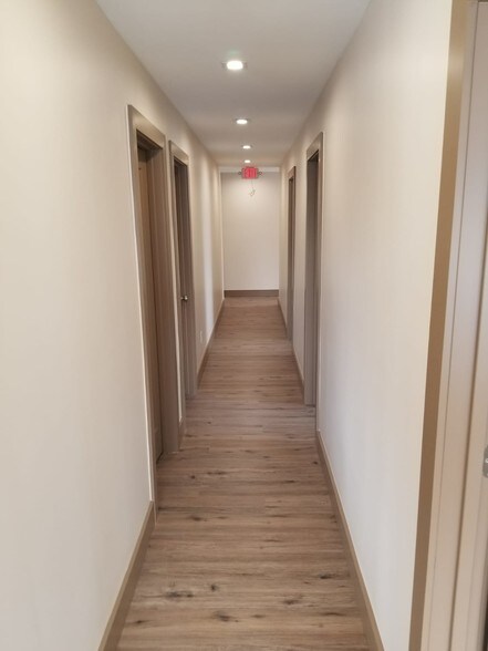 More Photos Of 21 South St, Washingtonville Medical For Sale
