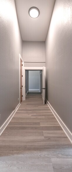 More Photos Of 1012 Airport Rd, Destin Office Residential For Sale