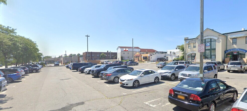 More Photos Of 87-89 S Main St, Freeport Apartments For Lease