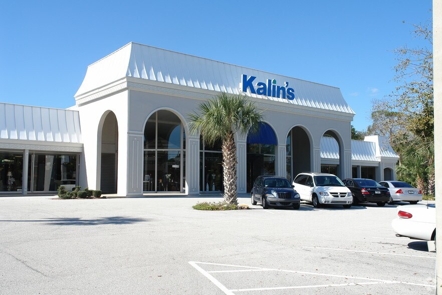 More Photos Of 298 S Yonge St, Ormond Beach Freestanding For Lease