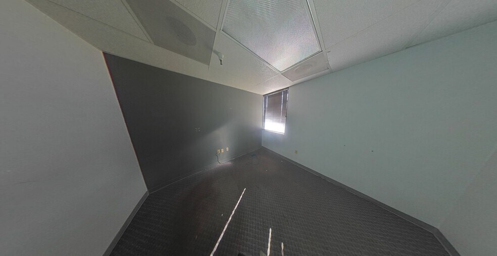 More Photos Of 1501 El Camino Ave, Sacramento Office Residential For Lease