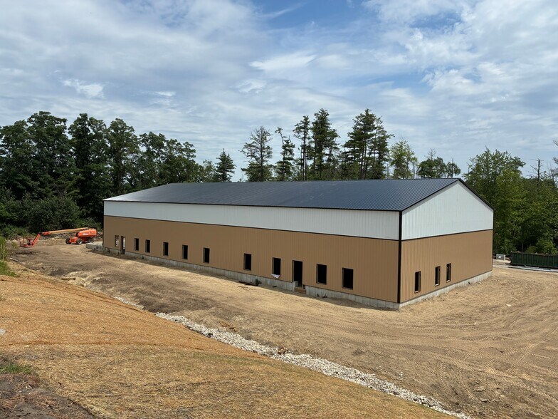 Primary Photo Of 101 Herrick St, Merrimack Distribution For Lease