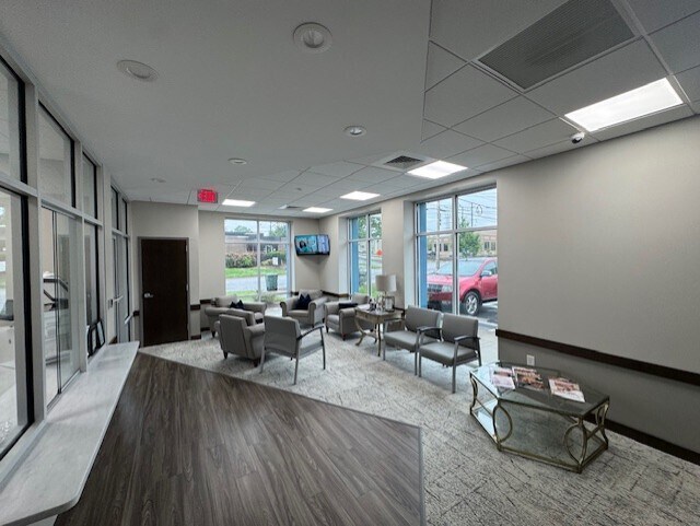 More Photos Of 2006 N Church St, Greensboro Medical For Sale