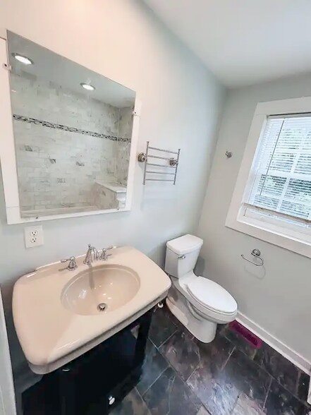 More Photos Of 39 N Court St, Westminster Apartments For Sale