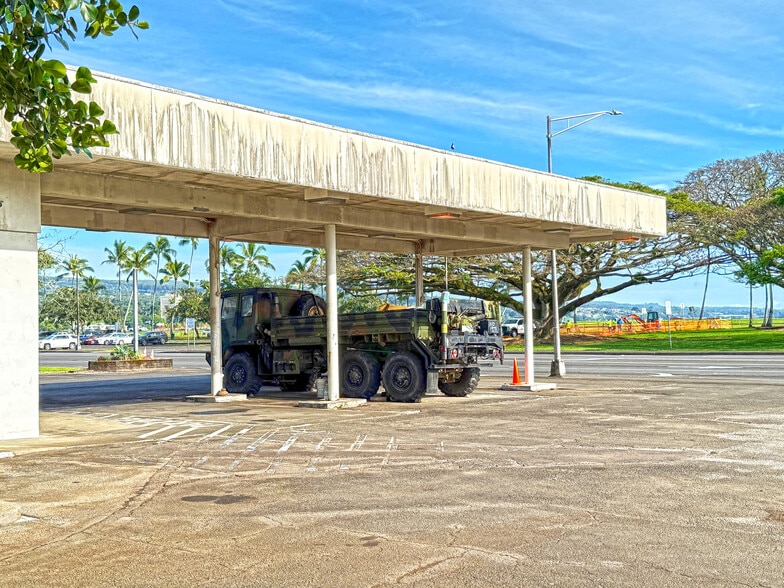 More Photos Of 744 Kamehameha Ave, Hilo Fast Food For Sale