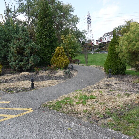 More Photos Of 5384 Mifflin Rd, Pittsburgh Fast Food For Sale
