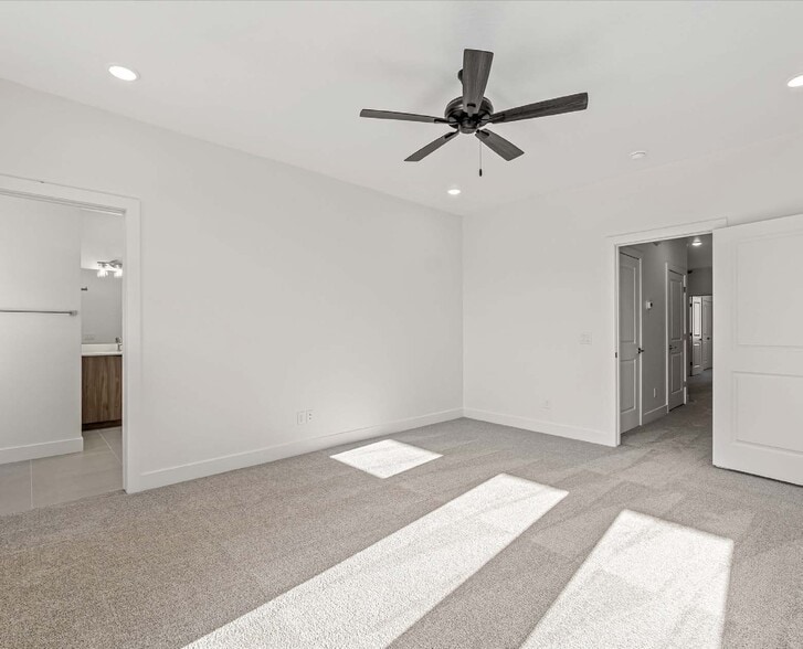 More Photos Of 366 W Fitness Way, Ivins Apartments For Sale
