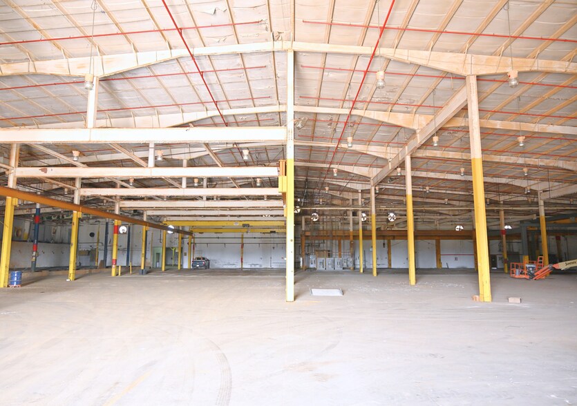 More Photos Of 8735 Hamilton Rd, Southaven Manufacturing For Lease
