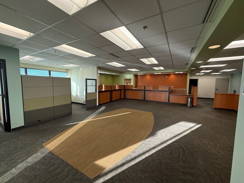 Primary Photo Of 9170 Jewel Lake Rd, Anchorage Office For Lease