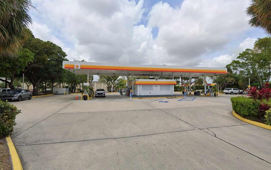 Primary Photo Of 7006 Palmetto Cir N, Boca Raton Service Station For Sale