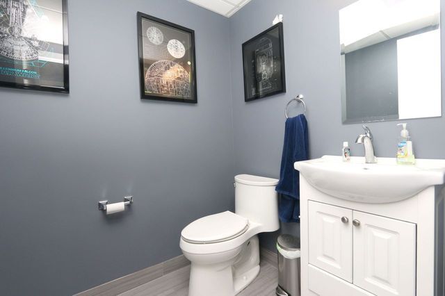 More Photos Of 2 Stowe Rd, Peekskill Medical For Sale