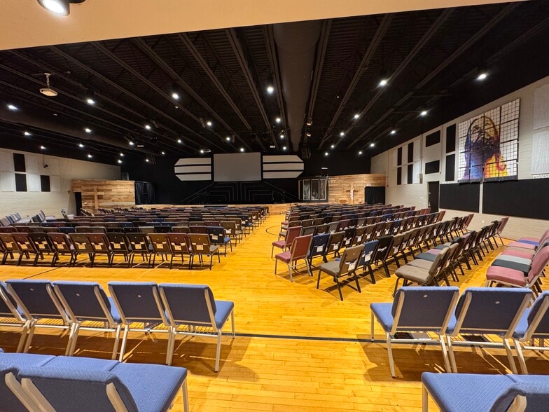 More Photos Of 759 S Lenfesty Ave, Marion Religious Facility For Sale