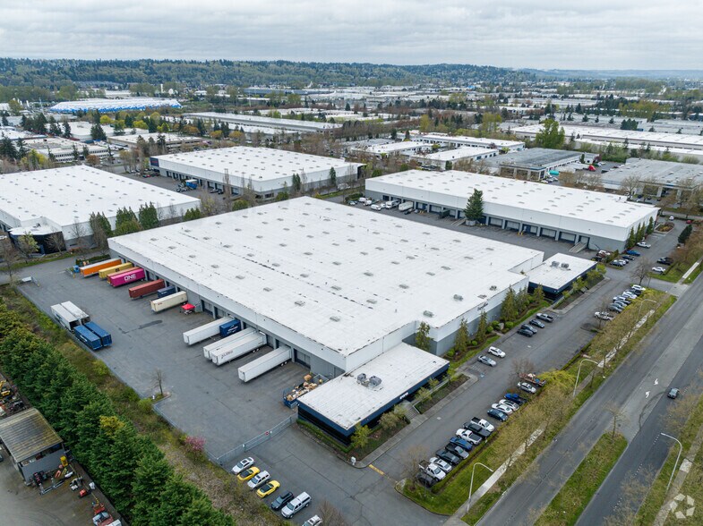 More Photos Of 21318-21420 64th Ave S, Kent Warehouse For Lease