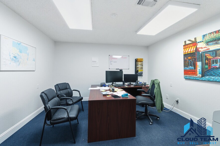 More Photos Of 601 Riverside Dr, Fort Worth Flex For Sale